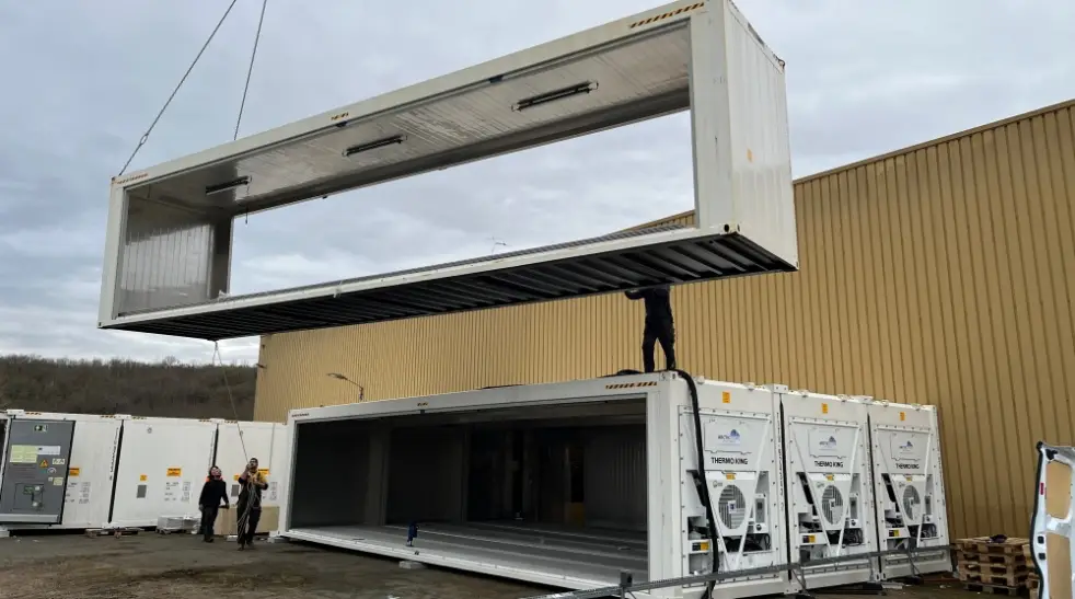 Modulare Kühlcontaineranlage zur Bildung einer SuperStore-Einheit