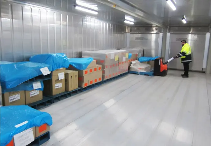 SuperStore Cold Storage - Modular Refrigerated Containers for Hire_1